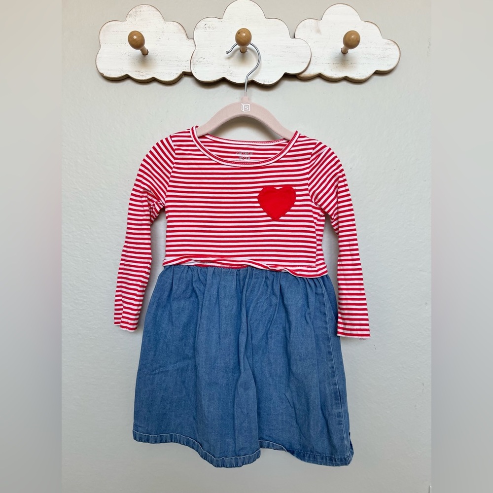 EUC!! Carters 3T Heart and stripe dress